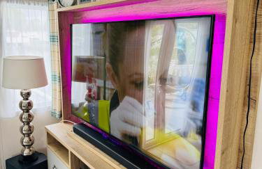 Exquisite Lake lodge in Hoburne Holiday Resort - Valentino Rose Lodge - Foto 31