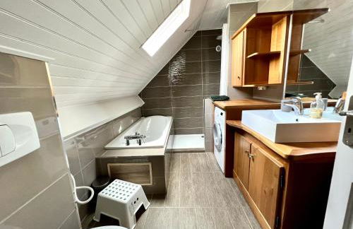 * Magnifique Chalet entre les pistes et la ville * - Foto 14