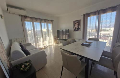 Large 3-bedroom apartment Port Vauban - Foto 23