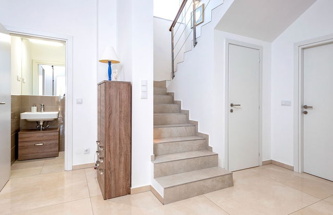 Villa Moderna - Photo 2