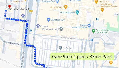 L'Oasis - Duplex - Parking Privé Gratuit - Terrasse Privée - 10mn RERD-T12 - 2 bedrooms - De 1 à 6 personnes - Shopping Mall - Primark - Piscine - Patinoire - Théâtre - Cinéma - Bibliothèque - Foto 4