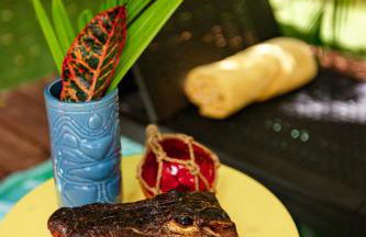 The Rum Locker - 1 King - 2 Twins - Private home and Patio - Sleeps 4 - Foto 7