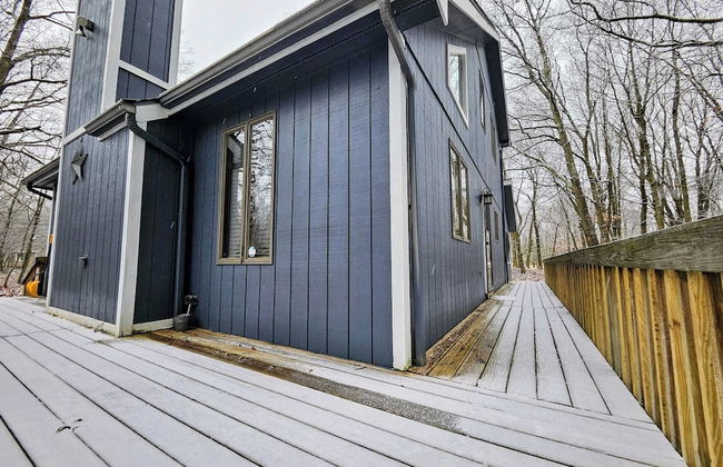 Shady Pines by Avantstay Enclosed Porch, Game Rooms, & Lake/beach Access! - Foto 45