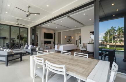 Waterfront Luxury Estate with Private Dock Lighthouse Point - Foto 7