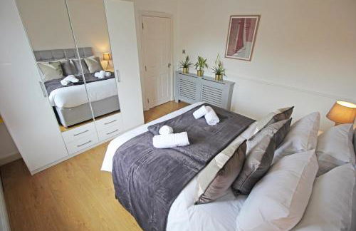 Queens Road - Luxury Spacious Home in Chester - Photo 46