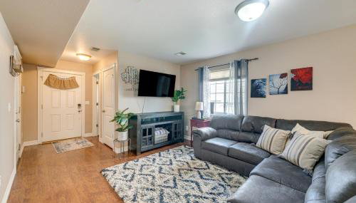 Inviting Cheyenne Townhome about 4 Mi to Downtown - Foto 3