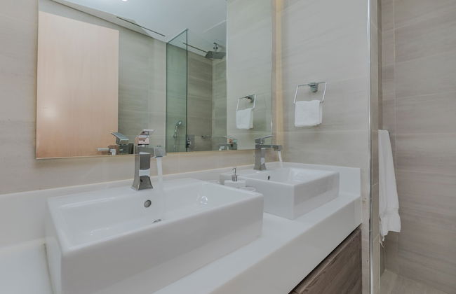 FAM Living - Mada Residences Downtown - Photo 31