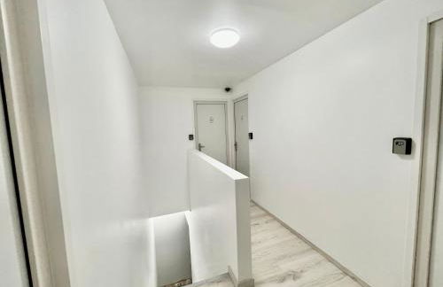 204 Studio Immeuble Perséverance - Foto 18