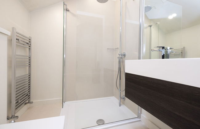 JOIVY Quiet Mews Apartment in New Town - Photo 34