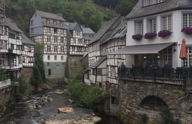 Noah - Seeleben auf Zeit am Rursee - Foto 24