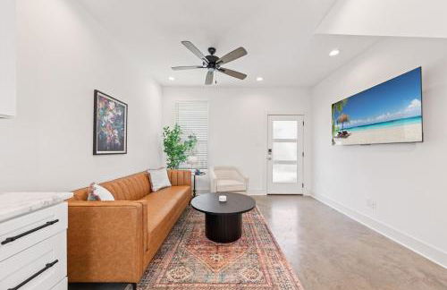 NEW Couyon House Luxury Amenities Fast WiFi 65 TV - Foto 8