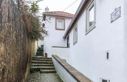 Artsy Sintra I by LovelyStay - Photo 4