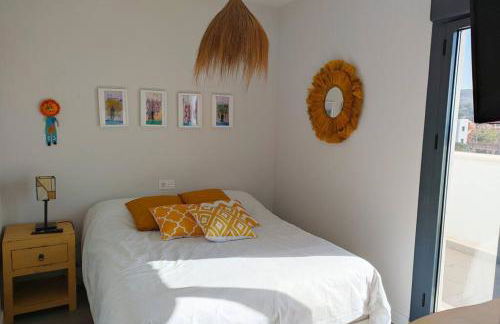 Atico con piscina, golf, vistas al mar - Photo 35