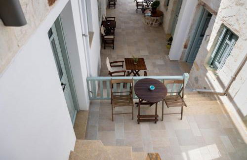 Monachofolitses - Photo 27