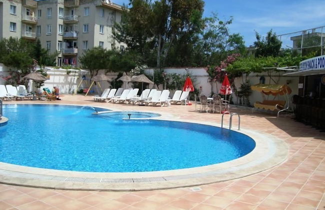 Golden Moon Apart Hotel - Photo 44