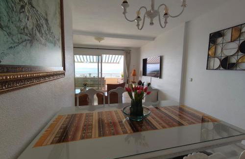 Spectacular 3 bedrooms Sea Views apartment - Photo 20