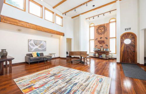 Seaside Art Gallery Loft Inspire Your Creativity with Breathtaking Views! - Foto 1