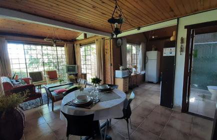 Chalé Pakere Montanha Lumiar - Conforto a mais de 1000 metros de altitude junto a natureza, wifi, piscina, sauna e água de nascente - locação do chalé sem prestação de serviços - Foto 10