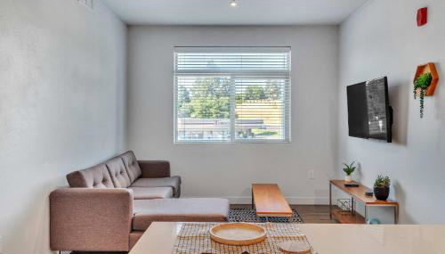 Chic and Modern Getaway with Gym 5 Min to Downtown - Foto 2