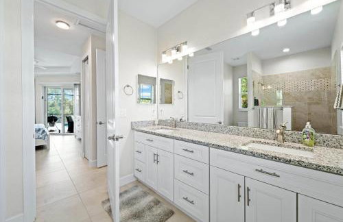 Modern Heated Pool Home Close To Downtown Shopping - Foto 16