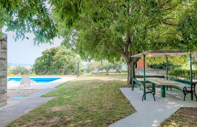 Charming Retreat Holiday Home Mravince With Pool - Foto 21