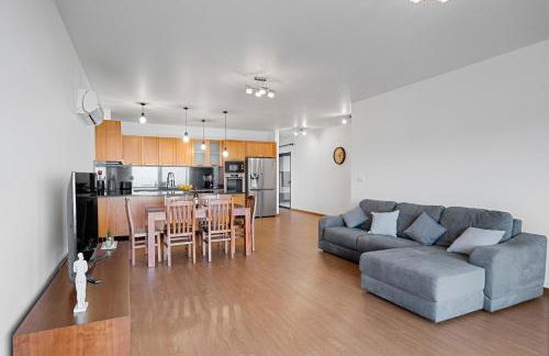 Calheta Paradise Holiday Home - Free Parking & Views - Photo 9