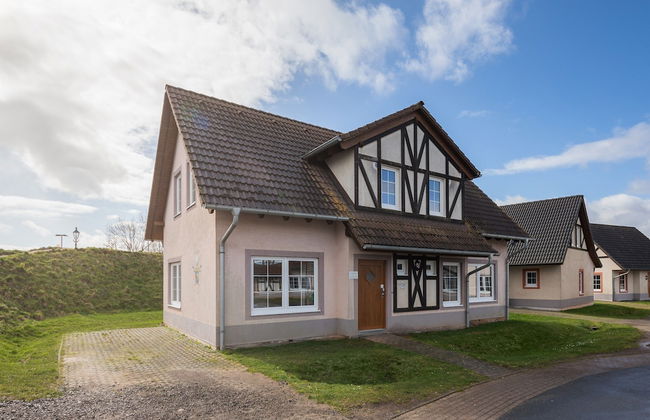 Restyled Villa with Washing Machine near River Moselle - Foto 24