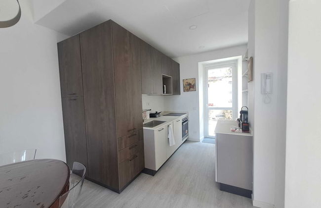 Central Design Flat With Parking - Foto 7