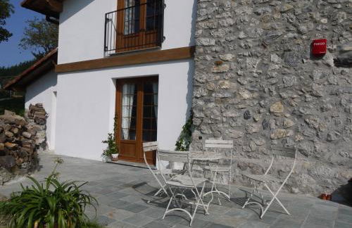 Agroturismo Erlete Goikoa -ESTAMOS EN EL CAMINO DE SANTIAGO -WE ARE ON THE CAMINO DE SANTIAGO- SENDERISMO-RUTAS Y BICICLETA - Photo 77