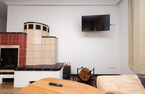 Stadthaus mit 2 Schlafzimmern & Wohnzimmer mit Kamin - Kostenloser Privat-Parkplatz auf dem Grundstück - Foto 5