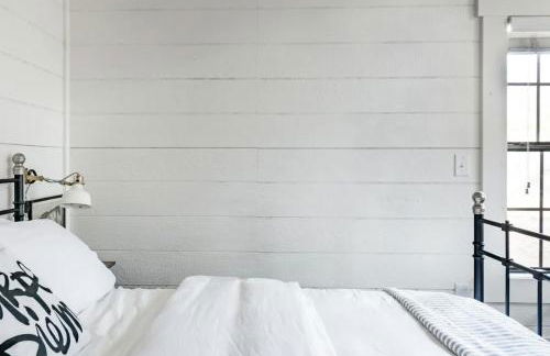 Hip, Cozy Cottage with a Fire Pit in Cleveland Park - Foto 22