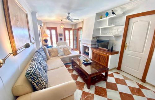 Luxury Puebla Aida with Golf & Sea View - Photo 4