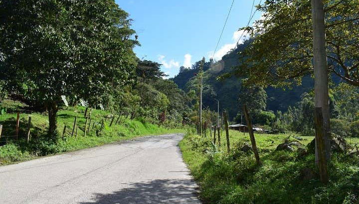 Sentier des gorges de la rivière Combeima