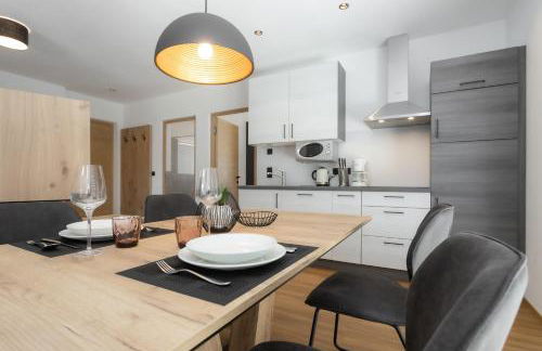 Justina 7 Apartments - Photo 8