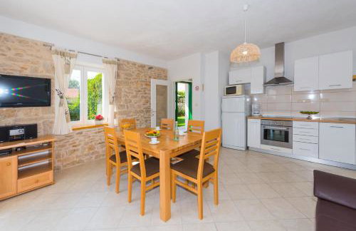 Holiday home Ana with pool national park krka - Foto 16