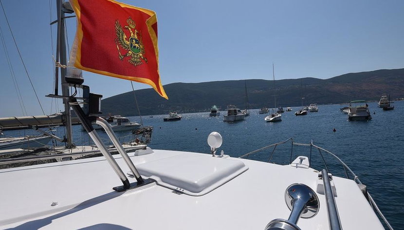 Blue Adriatic Cruising Tour: Blue cave – Mamula island – Rose village - Photo 3