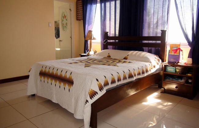 Squares Cafe and Apartments - Foto 10