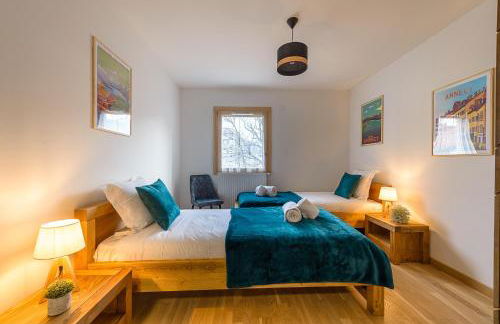 Les Balcons de la Suite - coeur de village, terrasse - Photo 7