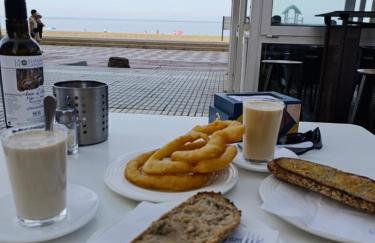 Apartamento a 50 m del mar con aire acondicionado y WiFi, Ideal familias,parejas - Foto 2