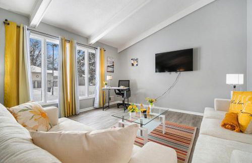 Modern 4-Bedroom Retreat - Foto 25