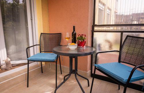 Apartment City Cat - Photo 18