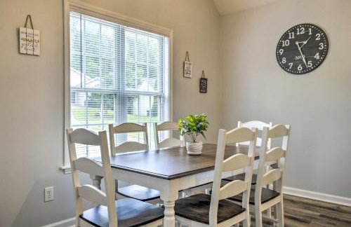 Welcoming Abode with Yard about 1 Mi to Dtwn Apex! - Foto 7