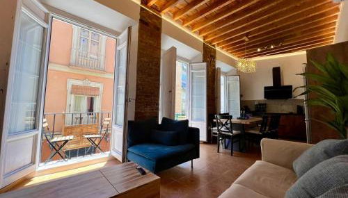 CASA NATY, Espacioso Renovado Apartamento en el Centro de Malaga - Foto 3