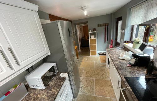 Muddy Paws Cottages - The Nook - Photo 75