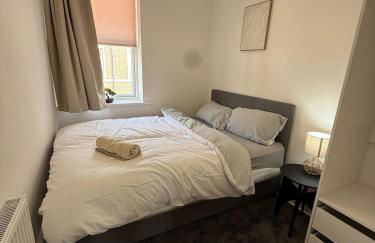 ResiLets Barnard St NEW Large 4 Bed House, Contractor Stays, Central - Foto 25