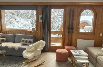 Meribel Centre La Chaudanne, real ski in and out right on slopes, 3 bedrooms 2 bathrooms, newly renovated, Chalet l'Épervière - Foto 3