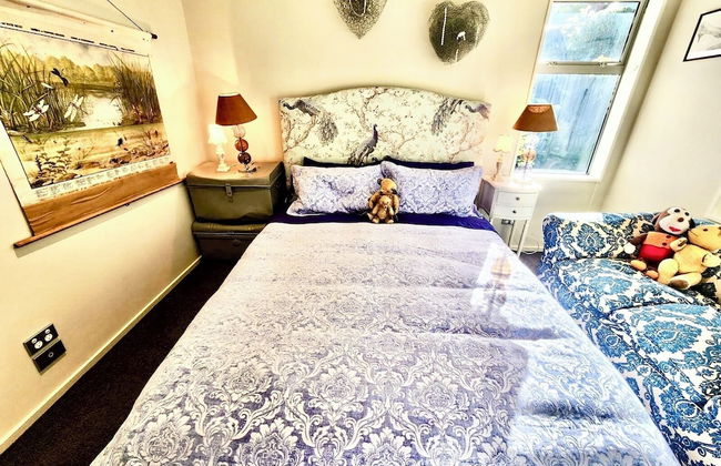 Lyttelton Boatique House - Photo 24