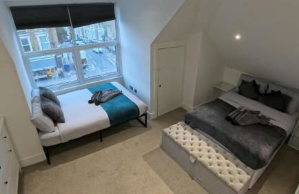 2 bed flat, sleeps 8, driveway, 5 Mins to Brixton - Foto 17