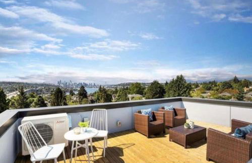Rooftop Patio with Waterview, Private Garden & Grill 3BR 3BA- Modern Cityscape - Foto 41