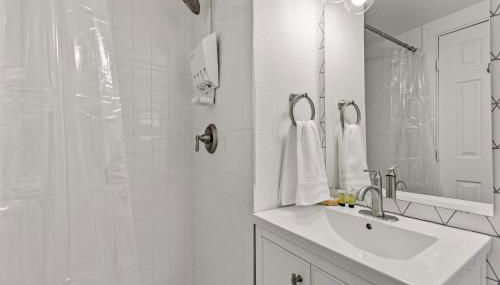 Venture at Route 66 - Photo 5